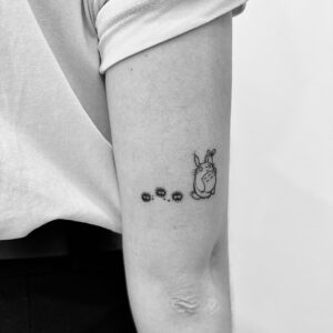 Tatuaje de película Viaje de Chihiro en el brazo